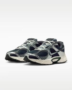Nike V5 RNR Women's Size 7 Seaweed Metallic Silver HQ7901-300 New with Box